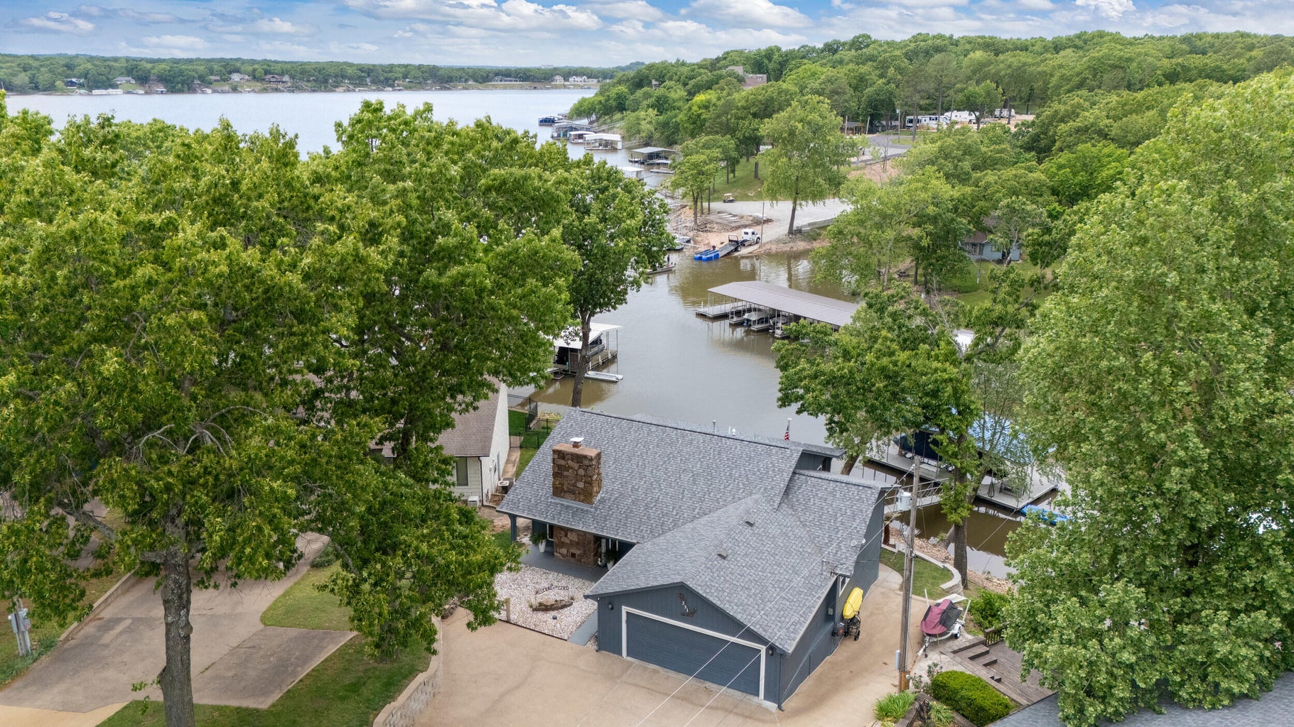 231 Anchor Road, Grove OK – Waterfront Home on Honey Creek, Grand Lake